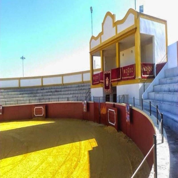 Alcalá del Río (Sevilla), plaza de toros.
