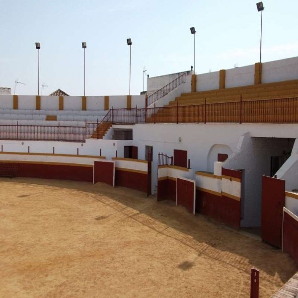 Guillena (Sevilla), plaza de toros.