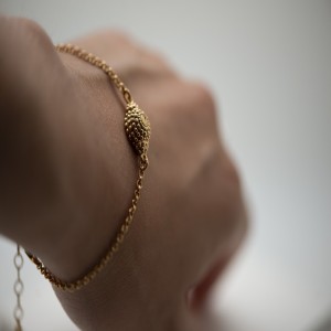 Pulsera montera taurina chapado oro 18k | Servitoro