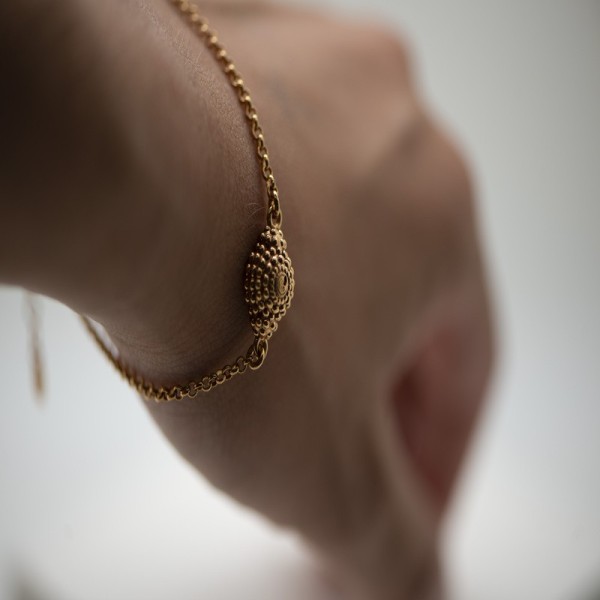 Pulsera montera taurina chapado oro 18k | Servitoro