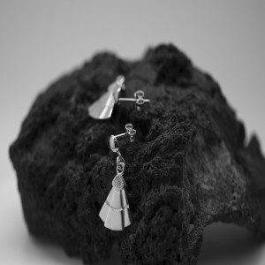 Bullfighter’s Costume Embroidery Earrings in 925 Sterling Silver | Servitoro