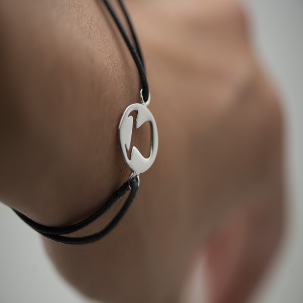 Minimalist Bull Cord Bracelet in 925 Sterling Silver | Servitoro
