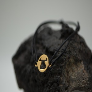 Minimalist Bull Cord Bracelet in 18ct Gold Plating | Servitoro