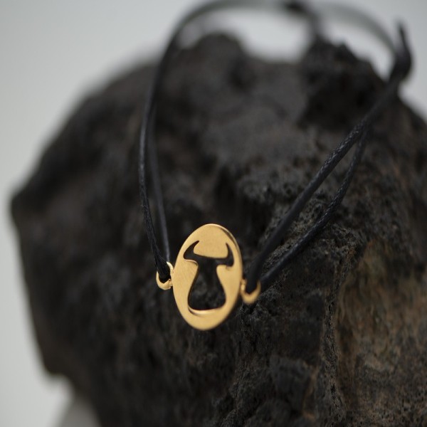 Minimalist Bull Cord Bracelet in 18ct Gold Plating | Servitoro