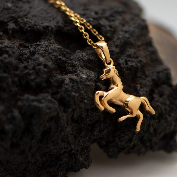 Colgante caballo chapado oro 18k - Amuleto taurino | Servitoro