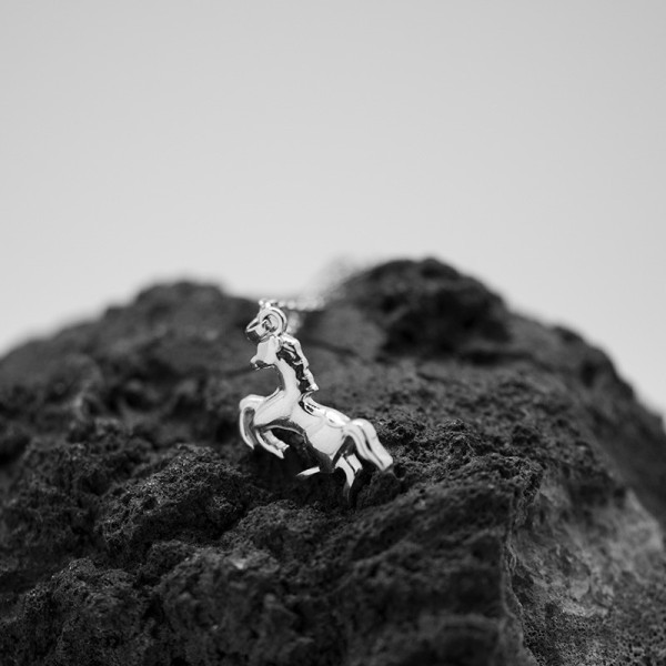 Horse Pendant in 925 Sterling Silver | Servitoro