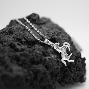 Horse Pendant in 925 Sterling Silver | Servitoro