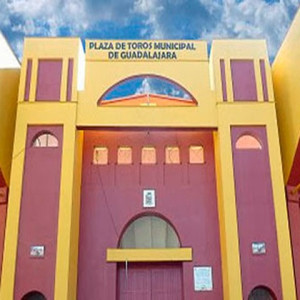 Las Cruces. Guadalajara Plaza de toros 