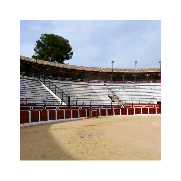Plaza de toros Hellin. Datos de la plaza, ubicación y capacidad