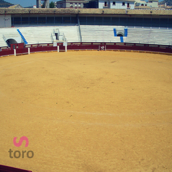 Aracena. Plaza de toros   