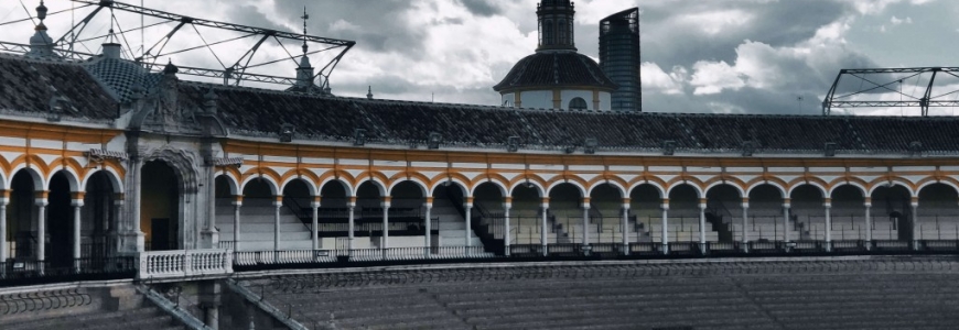 Preview of the April Fair posters 2022. A high quality fair in Seville.
