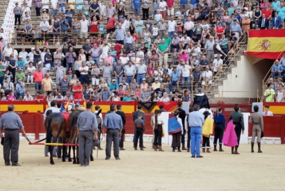 Más de 5000 personas en la clase práctica de Alicante